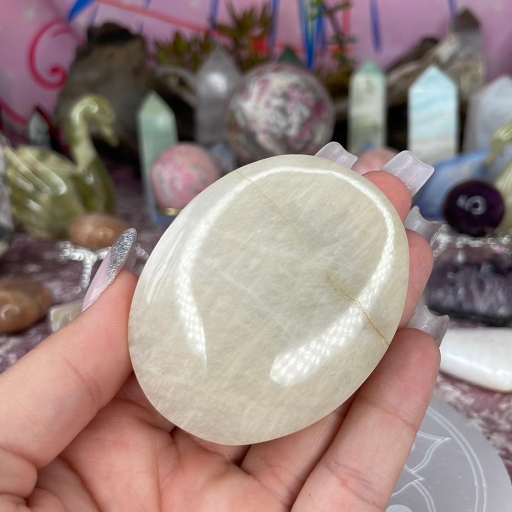 White Moonstone - image 3